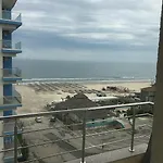 Argos Summerland * Mamaia