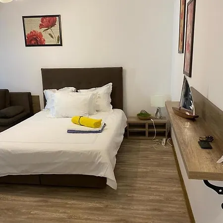 Argos Summerland Apartment Mamaia