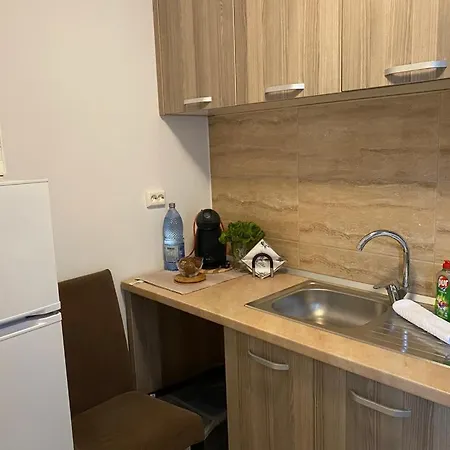 Apartment Argos Summerland