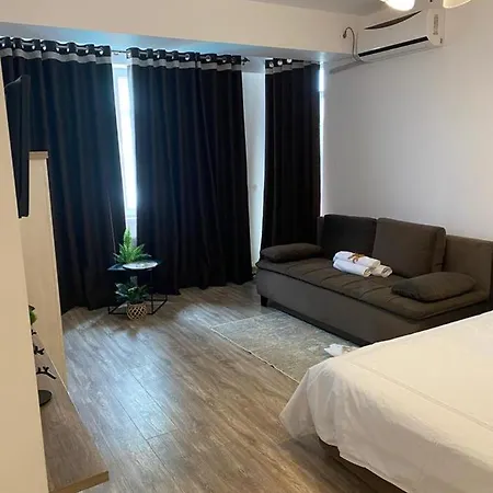 Argos Summerland Mamaia